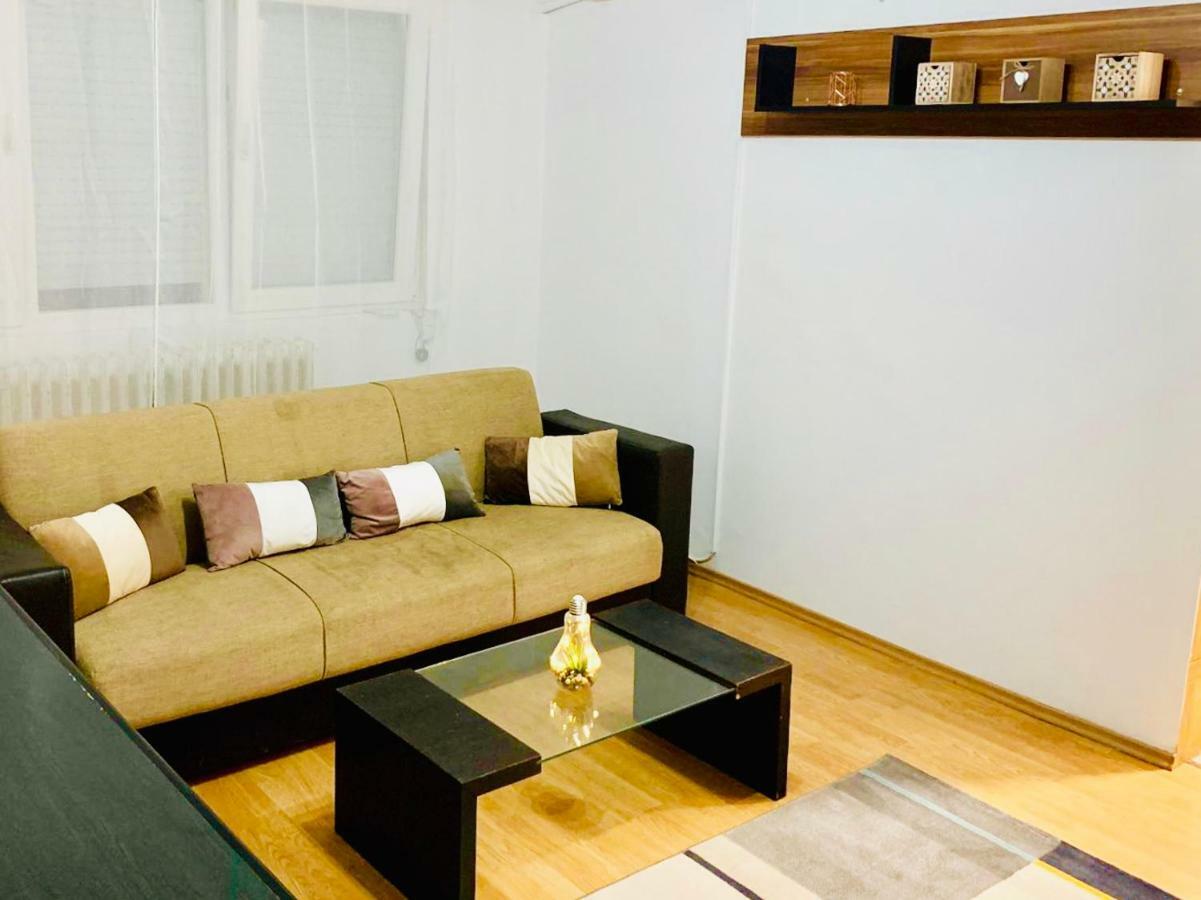 Joy City Stay Bucuresti 1 ทิมิชัวรา ภายนอก รูปภาพ